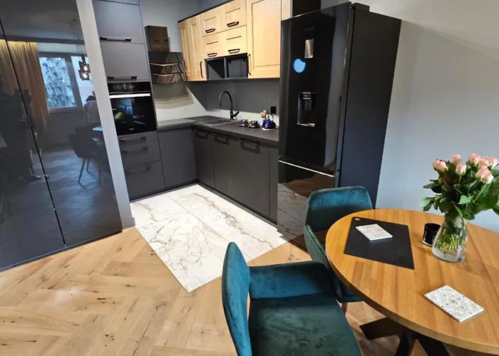 Angielska Grobla 5 Familia Gdansk